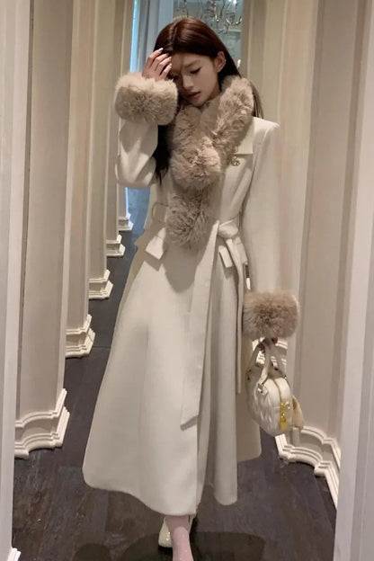 Sweet Hot Girl Large Fur Collar Woolen Coat Winter Slim Single Breasted Belt Longsleeved Coat Female Clothes