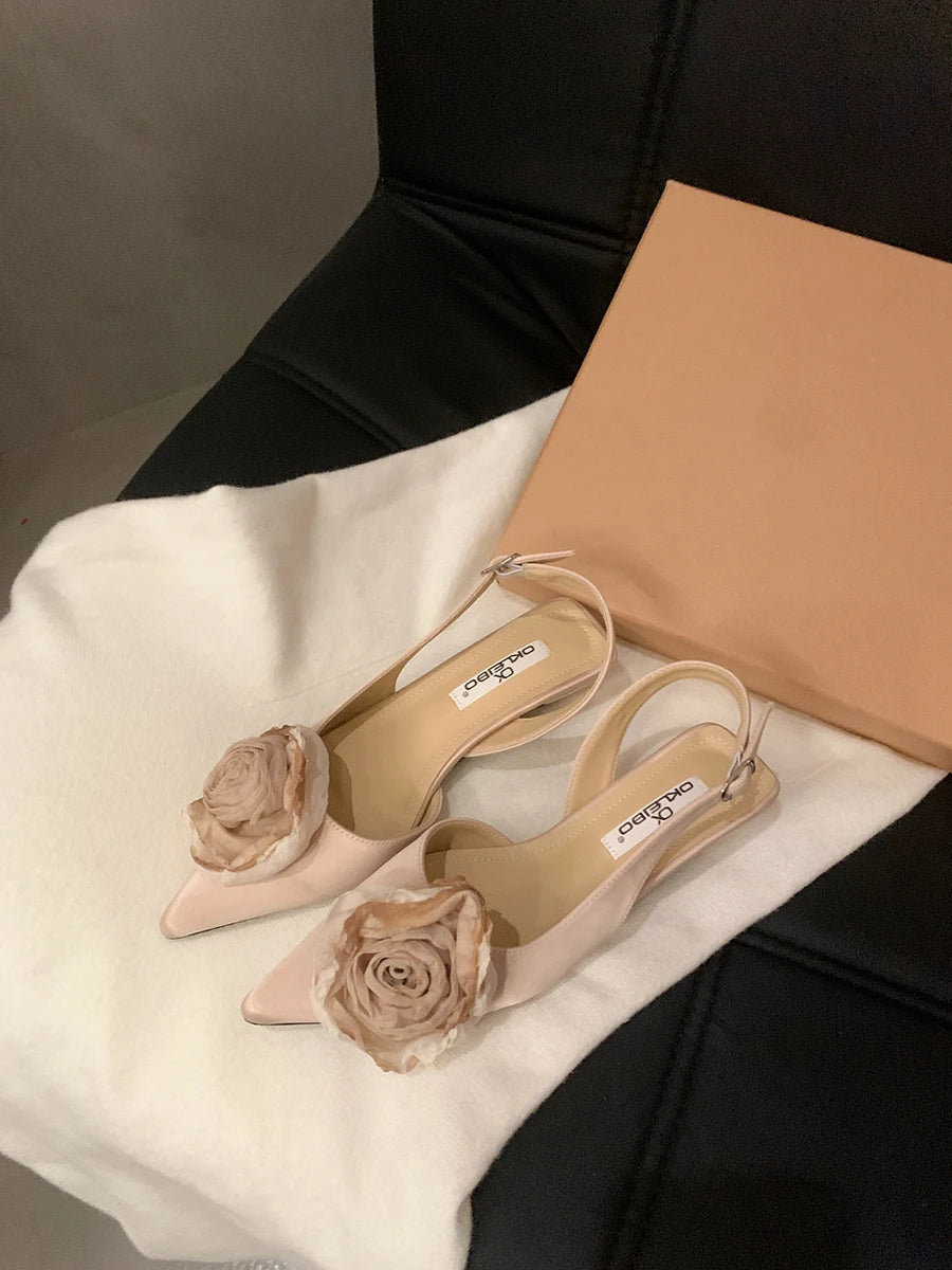 New Flower Designer Sandals Satin Mule Shoes Summer Pointed Toe Pumps Low Heel Flowers Slingback Sandals Female