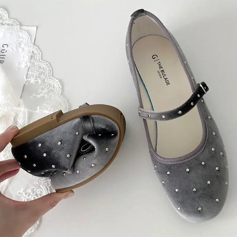 Satin Velvet Rivet Decoration Flat Shoes New Designer Comfort Mary Jane Shoe Ballet Flats Loafers