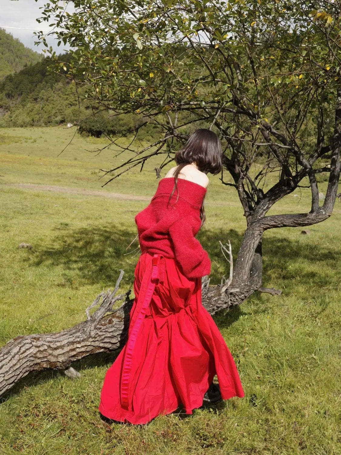 New Chinese Retro Jacquard Loose Off Shoulder Sweater High Waist Aline Long Skirt Set Red Two Piece Sets Outfits