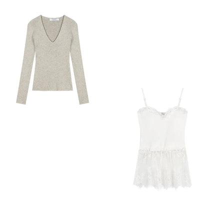 Autumn New Korean Vneck Slim Thread Longsleeved Sweater + Lace Splicing Hollow Camisole Twopiece Suit