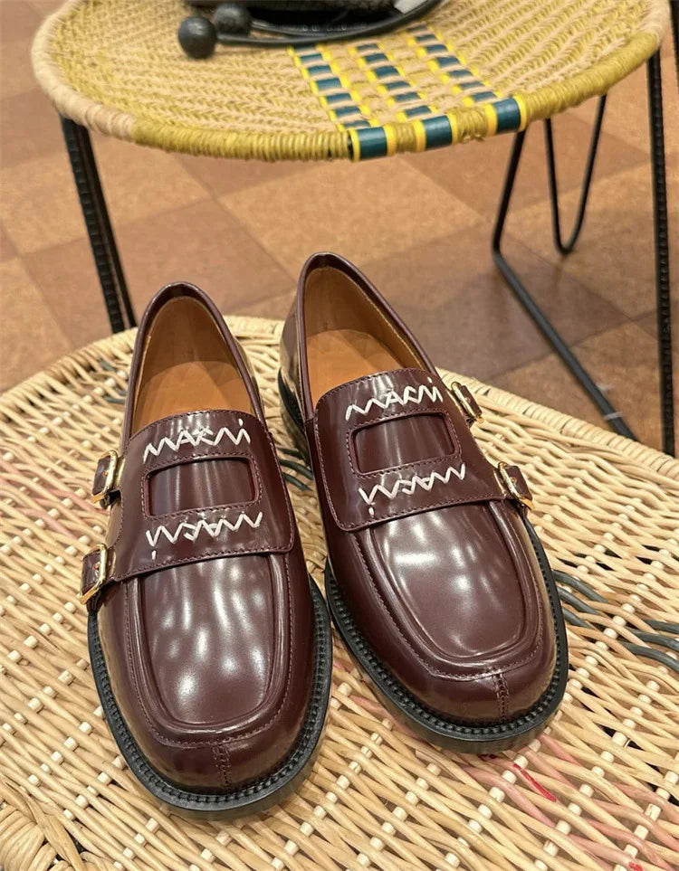 New Niche British Style Embroidered Letter Small Leather Shoes Metal Buckle Loafers Designer Shoes for