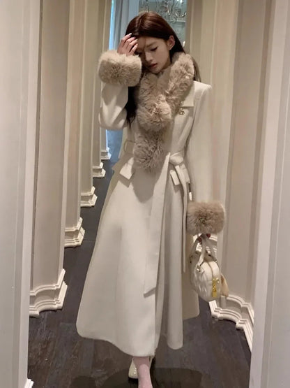 Sweet Hot Girl Large Fur Collar Woolen Coat Winter Slim Single Breasted Belt Longsleeved Coat Female Clothes