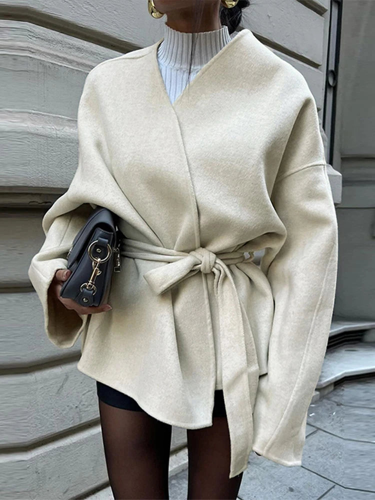 Woolen Long Sleeve Coat With Belt Loose V-neck Short Overcoat Autumn Lady Thick Warm Outwear