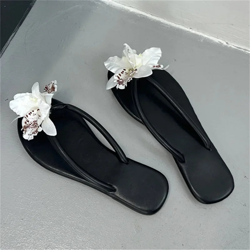 New Summer Design Camouflage Flower Low Flat Heels Slippers Clip Toe Outdoors Beach Flip Flops Shoes