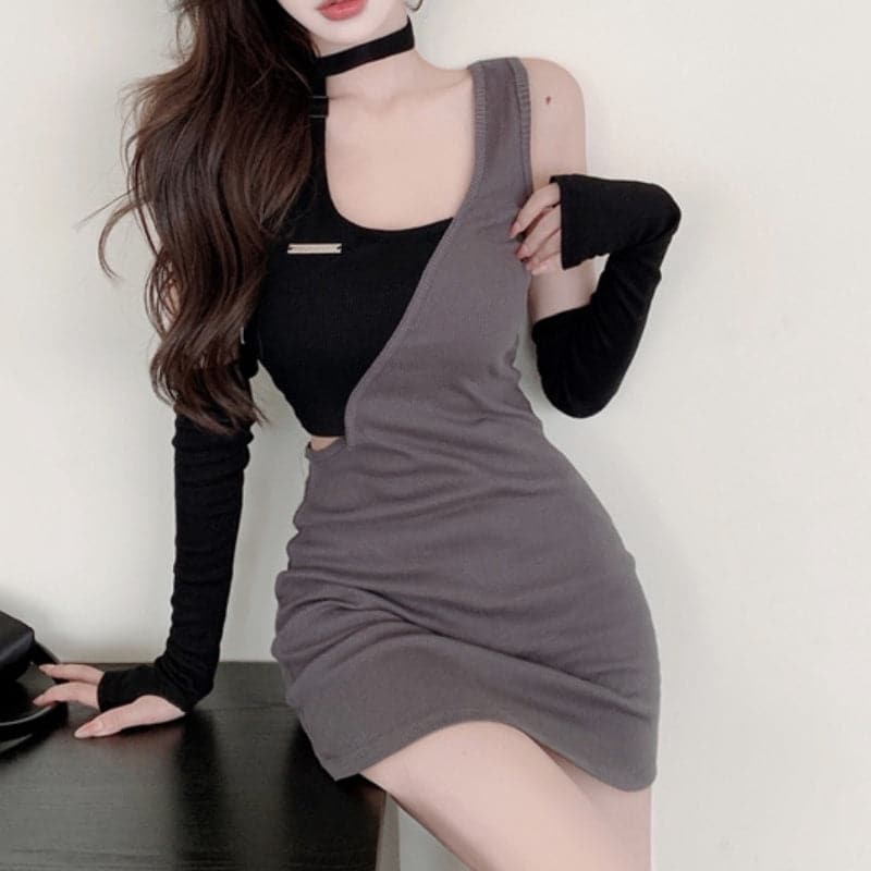Dressbetty - Halterneck Off-shoulder Long-sleeved Mini Dress