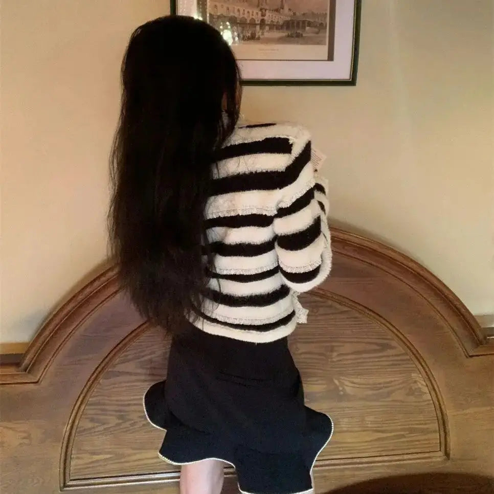 Skirt Twopiece Skirt Suit Knitted Sweater Winter Chaebol Style Heavy Industry Design Stripe New Highwaisted