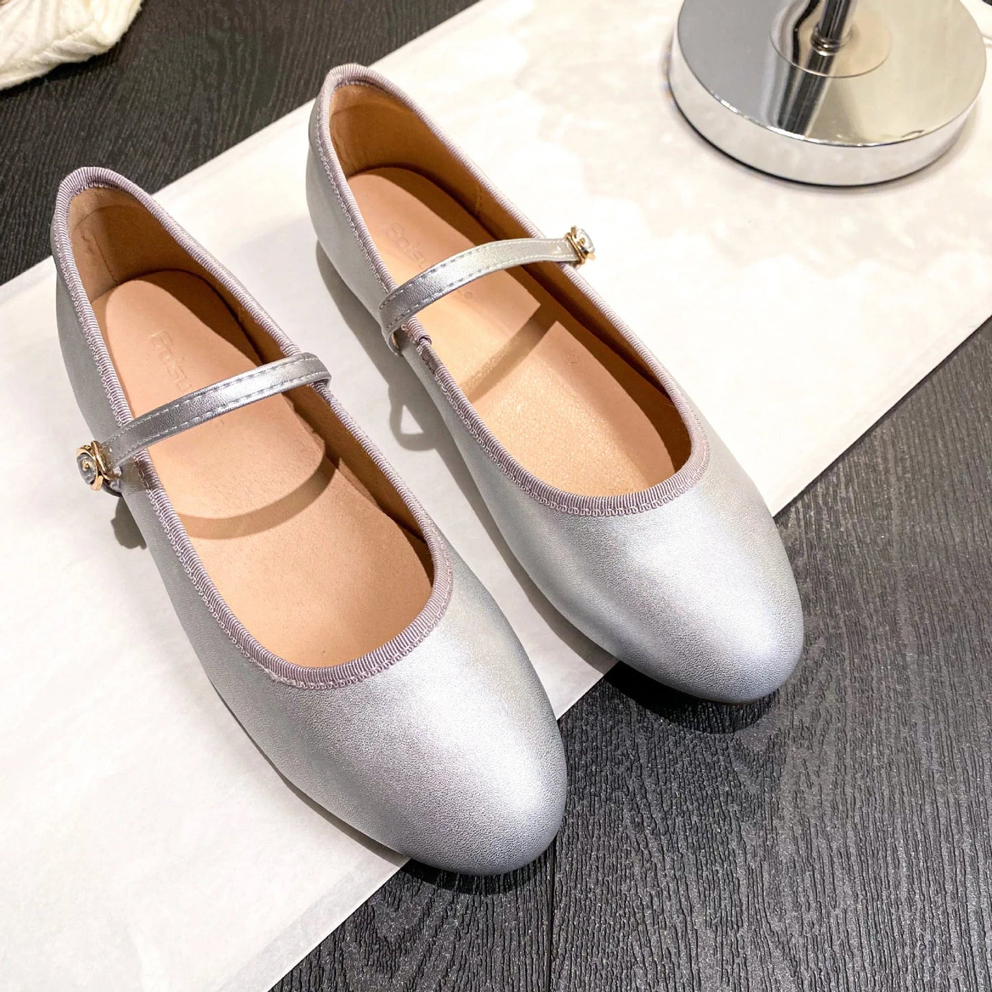 Shiny Pu Leaather Flats Mary Janes Shoes Red Basic Pointed Toe Loafers Spring Autumn Daily Black Shoes New