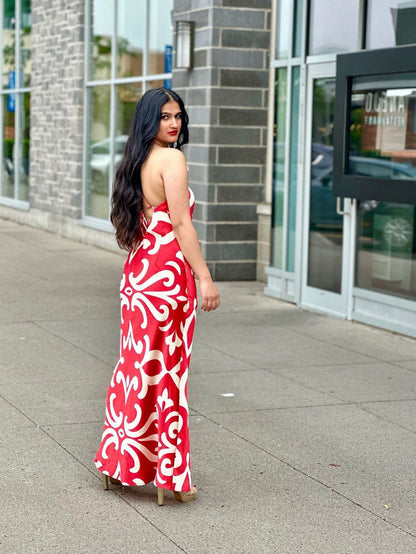 Applique Flower Halterneck Backless Maxi Dress