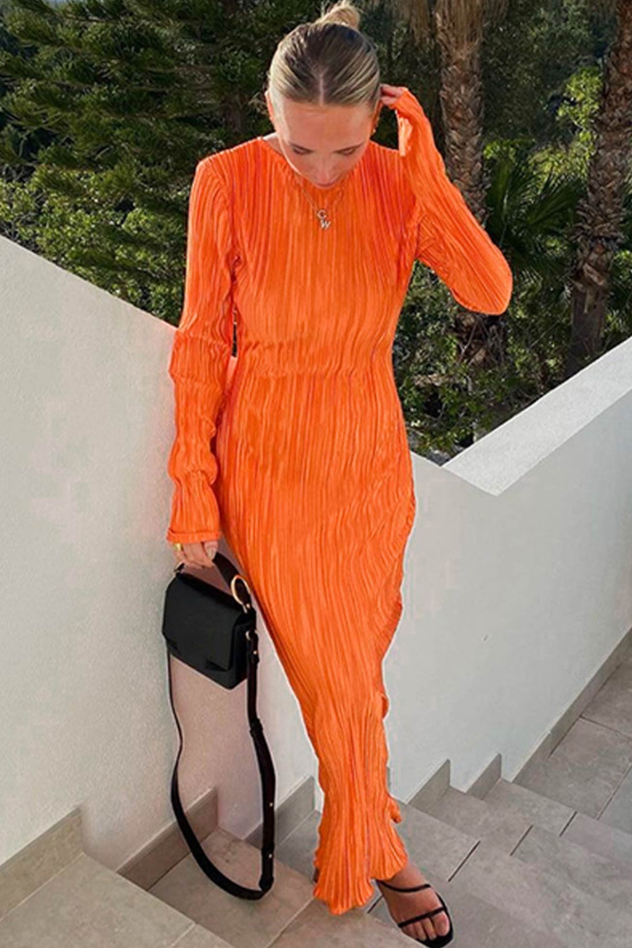 Color Crew Neck Pleated Maxi Dress