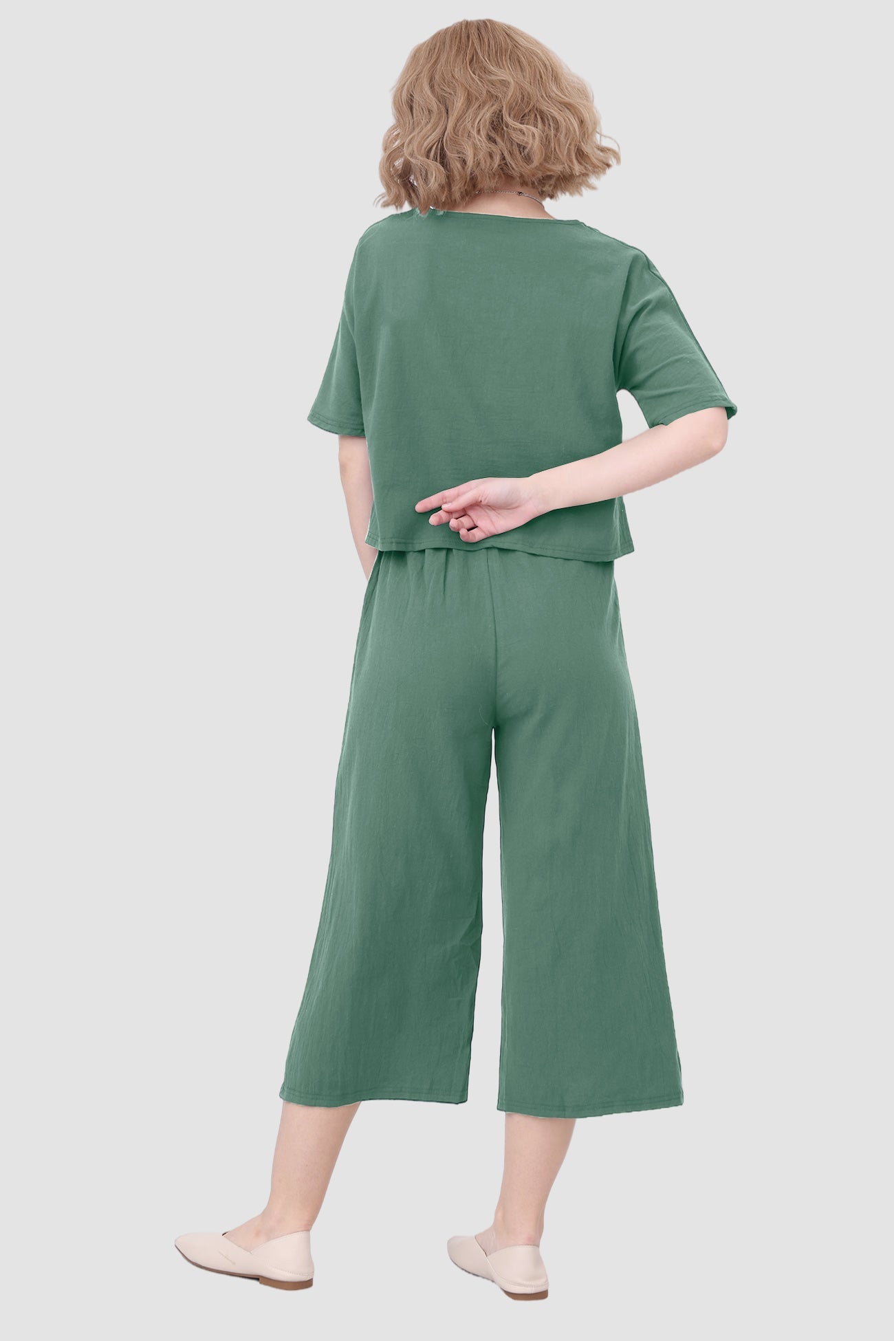 Short Sleeve Top & Elastic Waist Pants