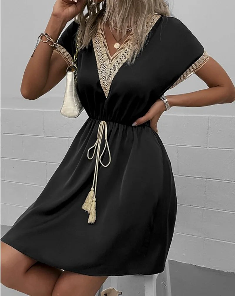 Fresh Sweet Short Lace V-neck Waist Panel Skirt Midi Dresses