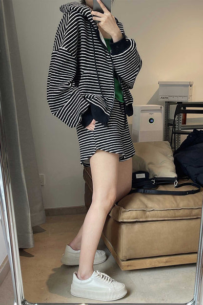 Striped Loose Shorts