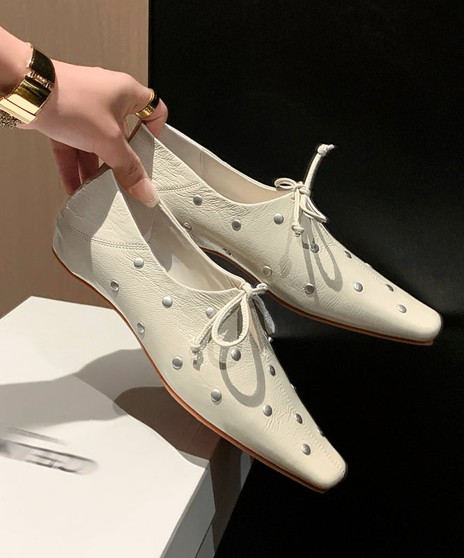 Stylish Red Cowhide Leather Flat Feet Shoes Bow Rivet Yc034