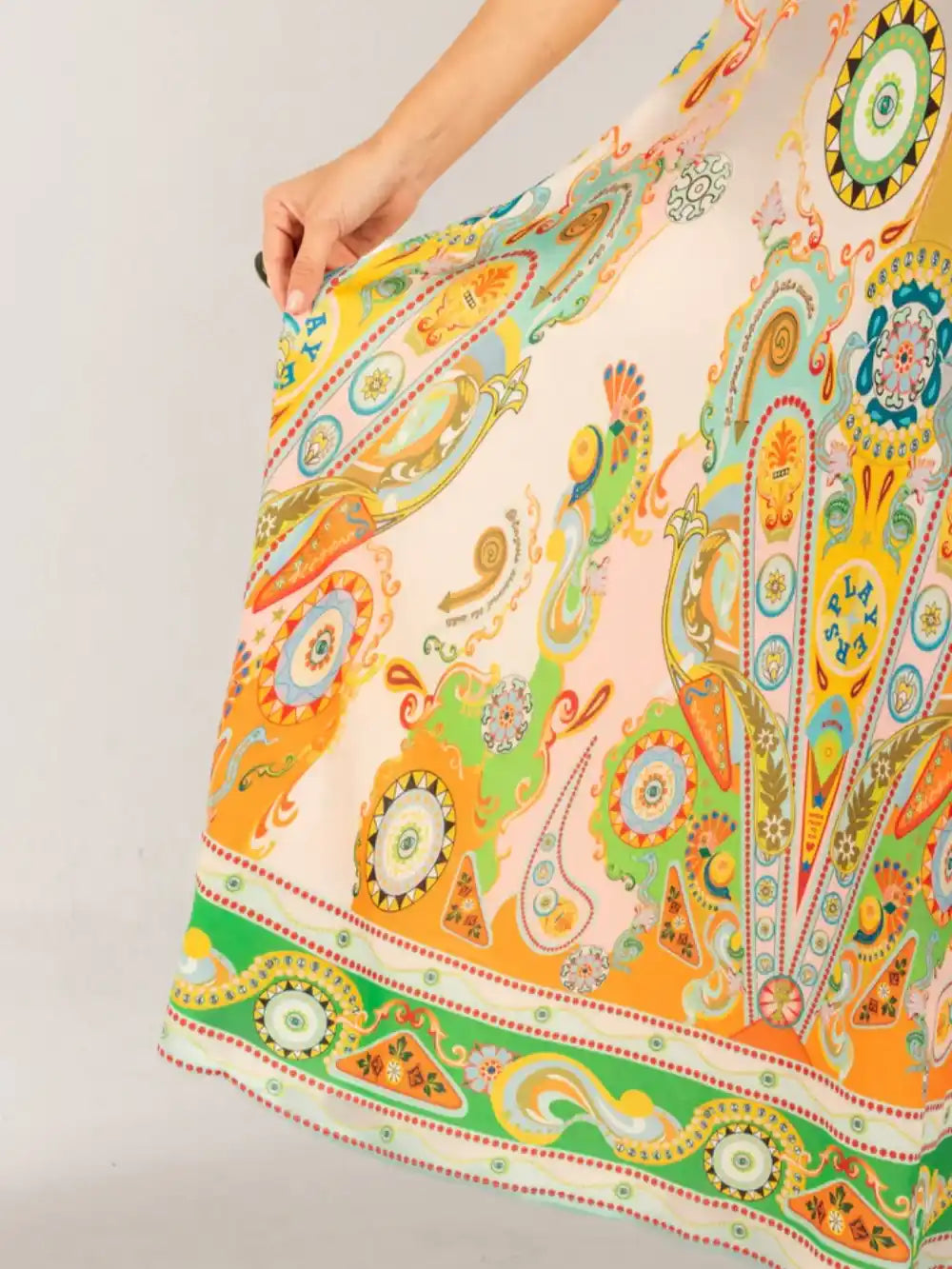 Fashionable Holiday Print Midi Dress