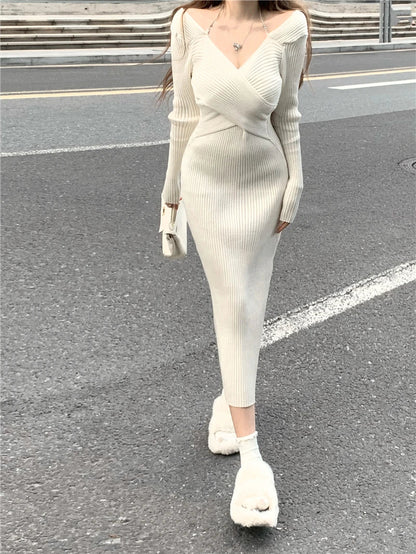 V-neck Y2k Designer Knitted Maxi Dress