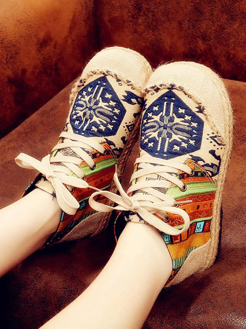 Spliced Linen Embroidery Shoes