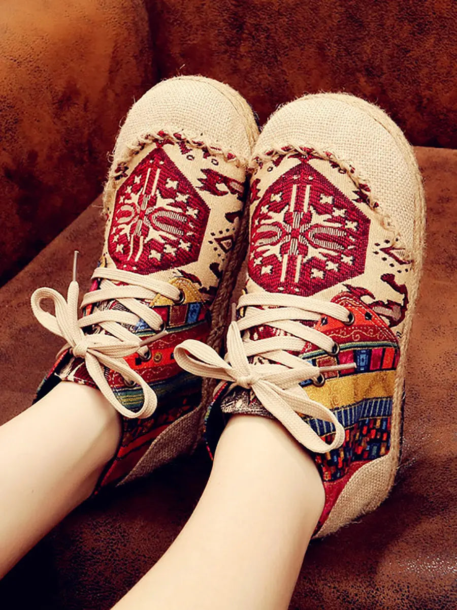 Spliced Linen Embroidery Shoes
