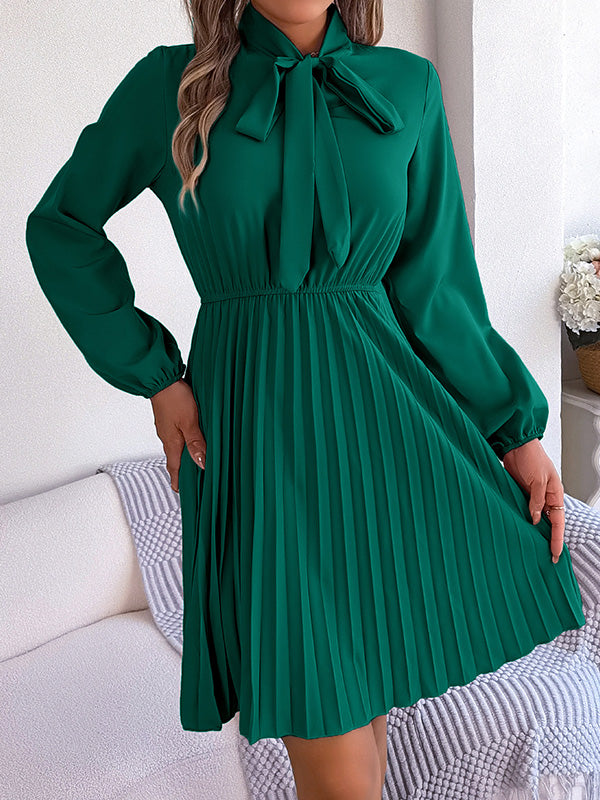 Long Sleeves Loose Pleated Color Tied Mock Neck Mini Dresses