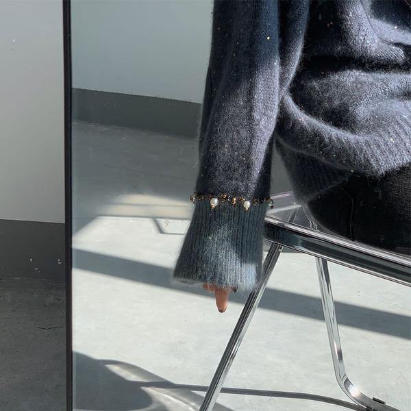 Grey O-neck Sequins Long Sleeve With Beaded Knit Sweater Tw022
