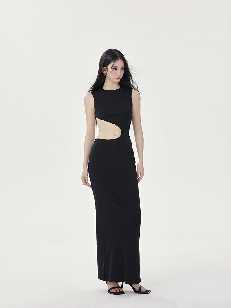 Black Cutout Sleeveless Maxi Dress