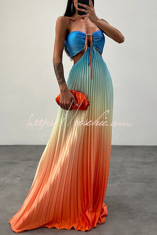 Get Ready Gradient Print Cutout Halterneck Pleated Maxi Dress