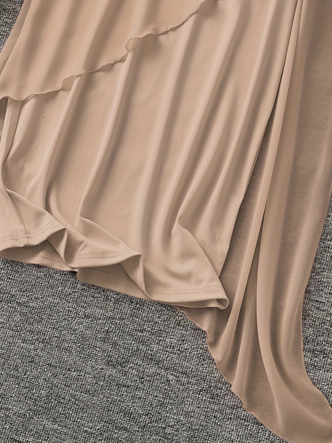 Murray - Modern Elegance Midi Dress