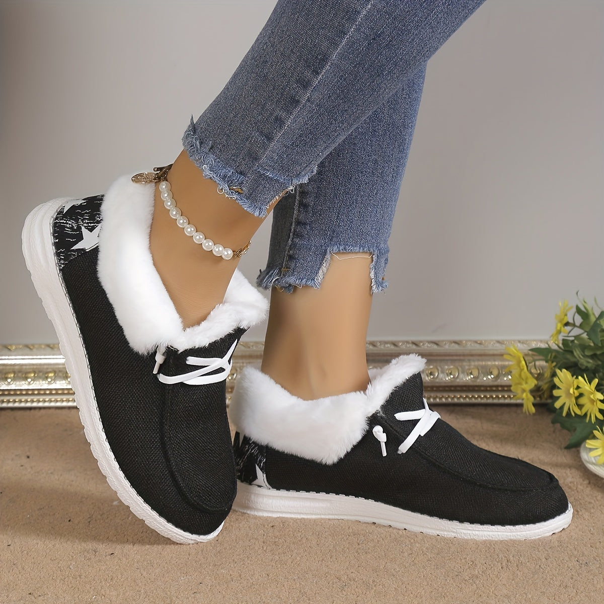 Plush Lined Canvas Shoes Gr7841