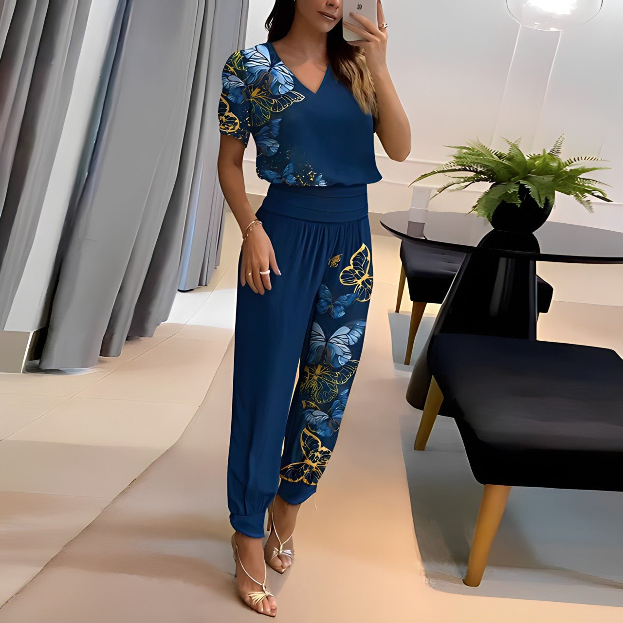 Charlotte - Fashionable Blouse and Pants Set