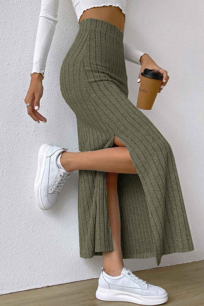 Color Slit Knitted Skirt