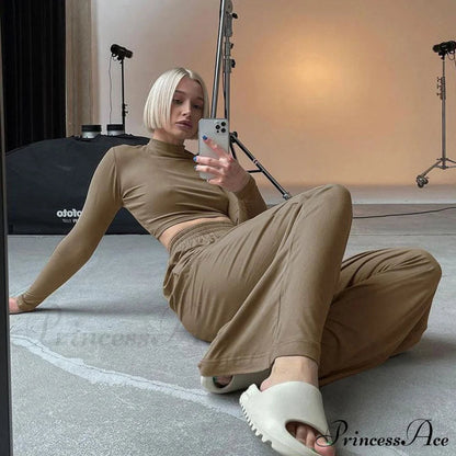 Athleisure Long Sleeve Crop Top Sophisticated Wide Leg Pants Matching Set - Gray