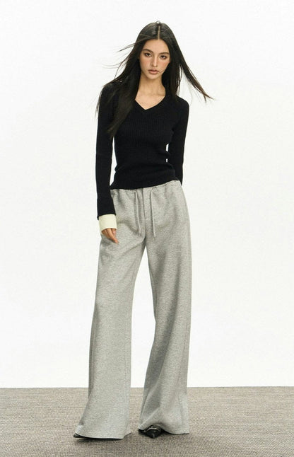 Ribbed V-neck Contrast Sweater
