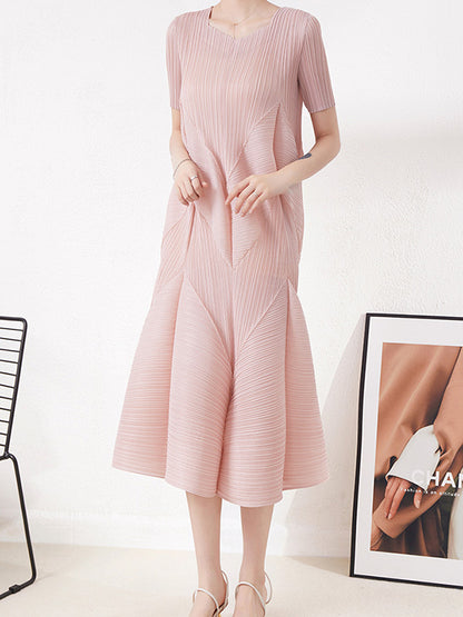 Short Sleeves Pleated Color Round-neck Midi Dresses