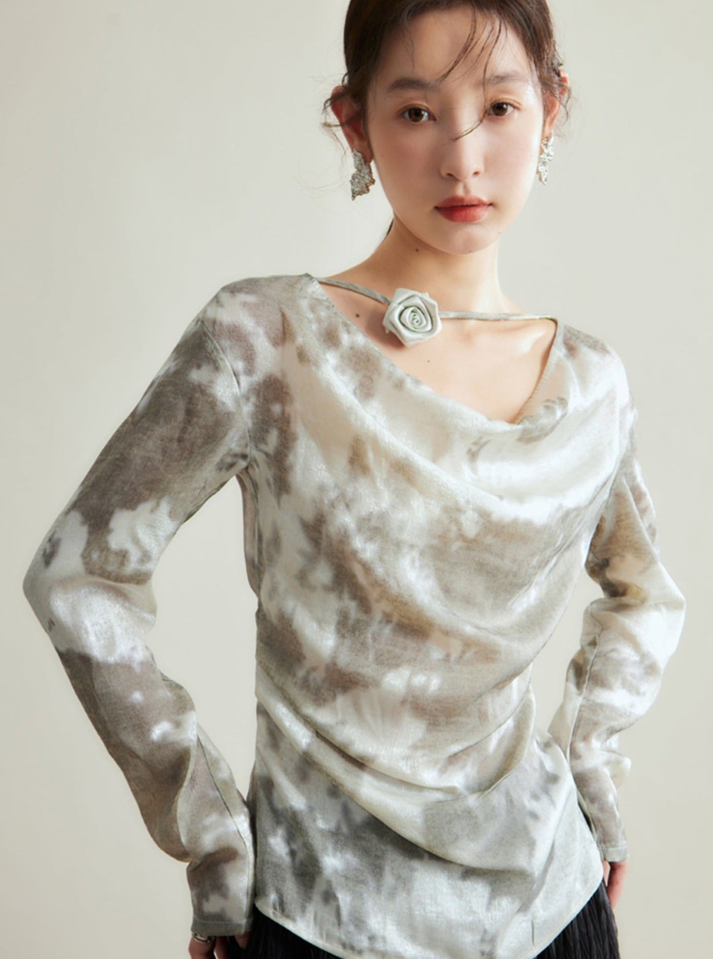 Silvery-white Satin/silk Blouse