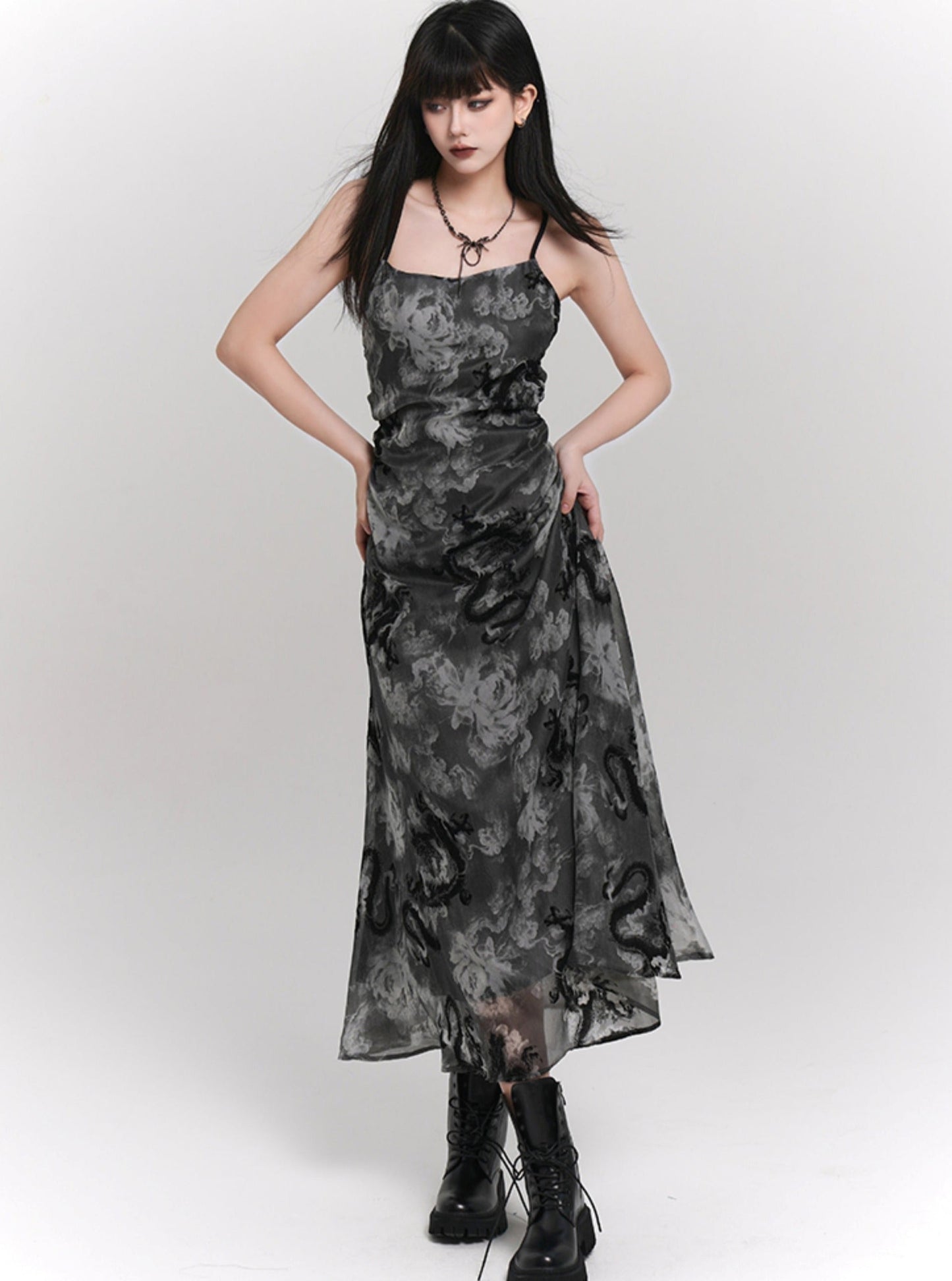 Ladyghost Chinese Style Fitted Maxi Dress - Gray Patterned Sleeveless Ankle-length