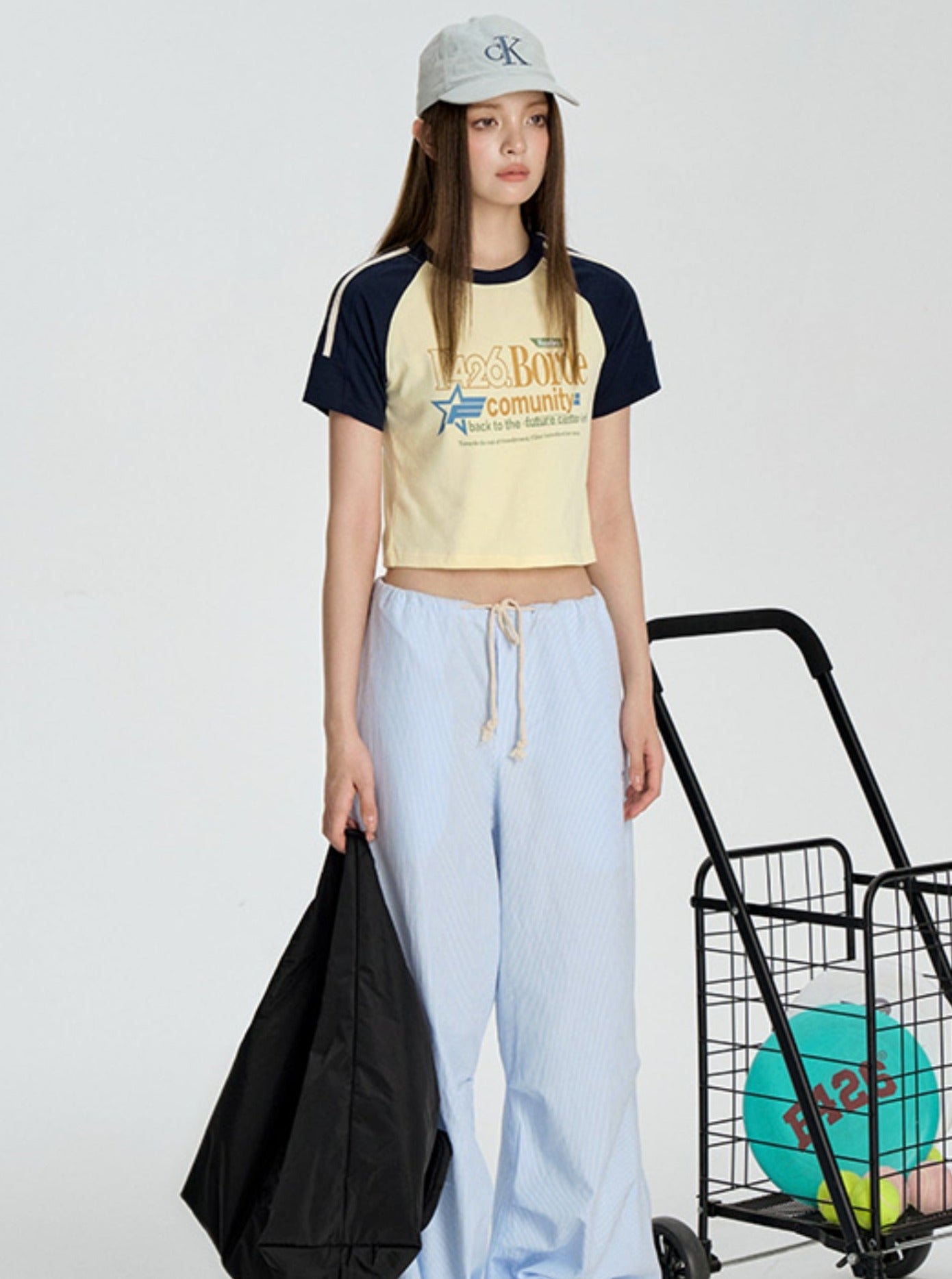 Contrasting Star Letter T-shirt
