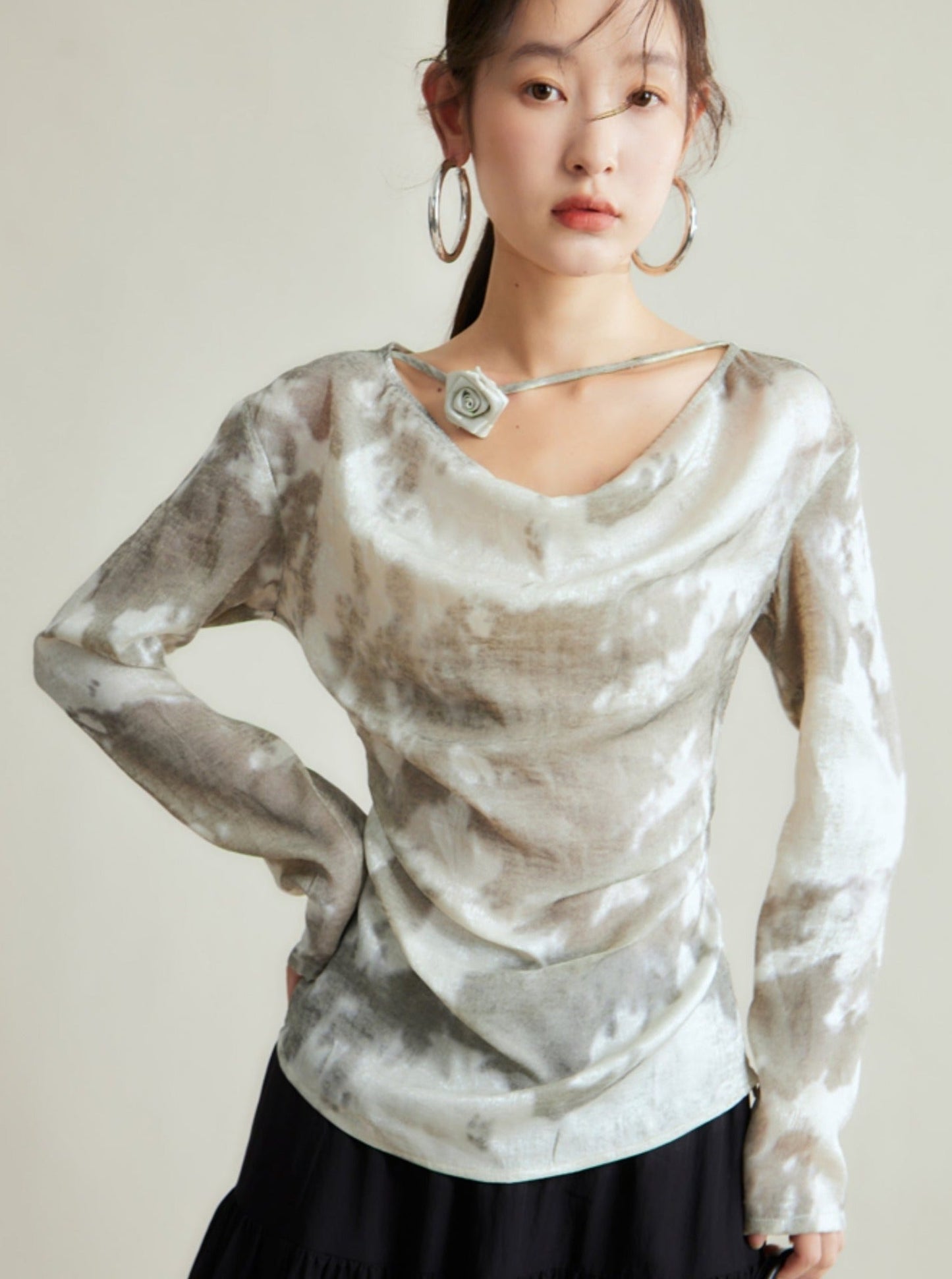 Silvery-white Satin/silk Blouse