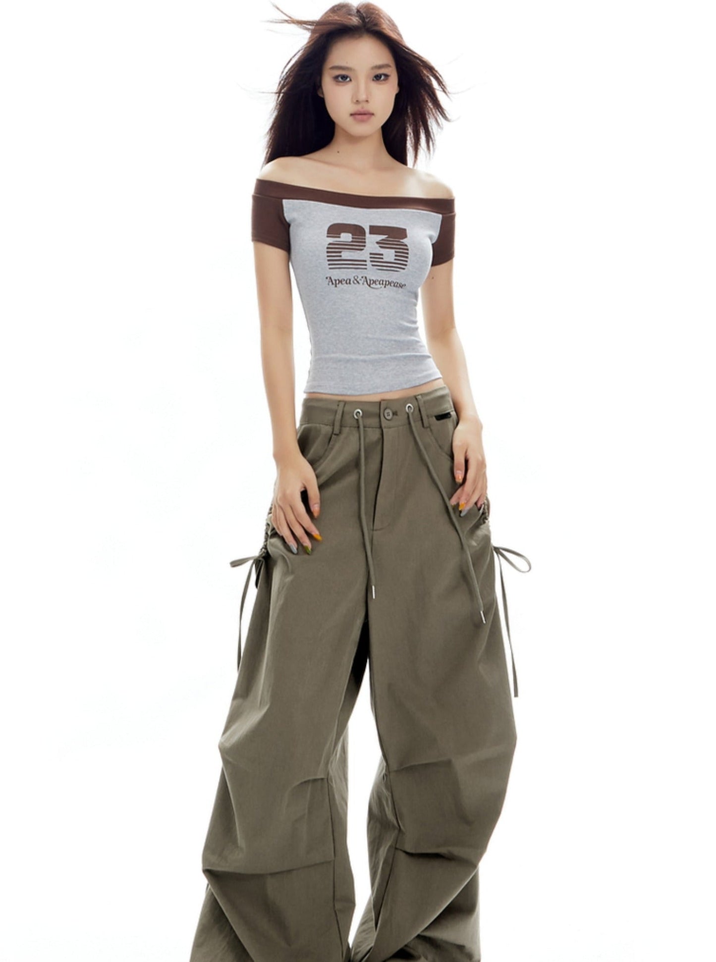 Urban Flow Wide-leg Cargo Pants