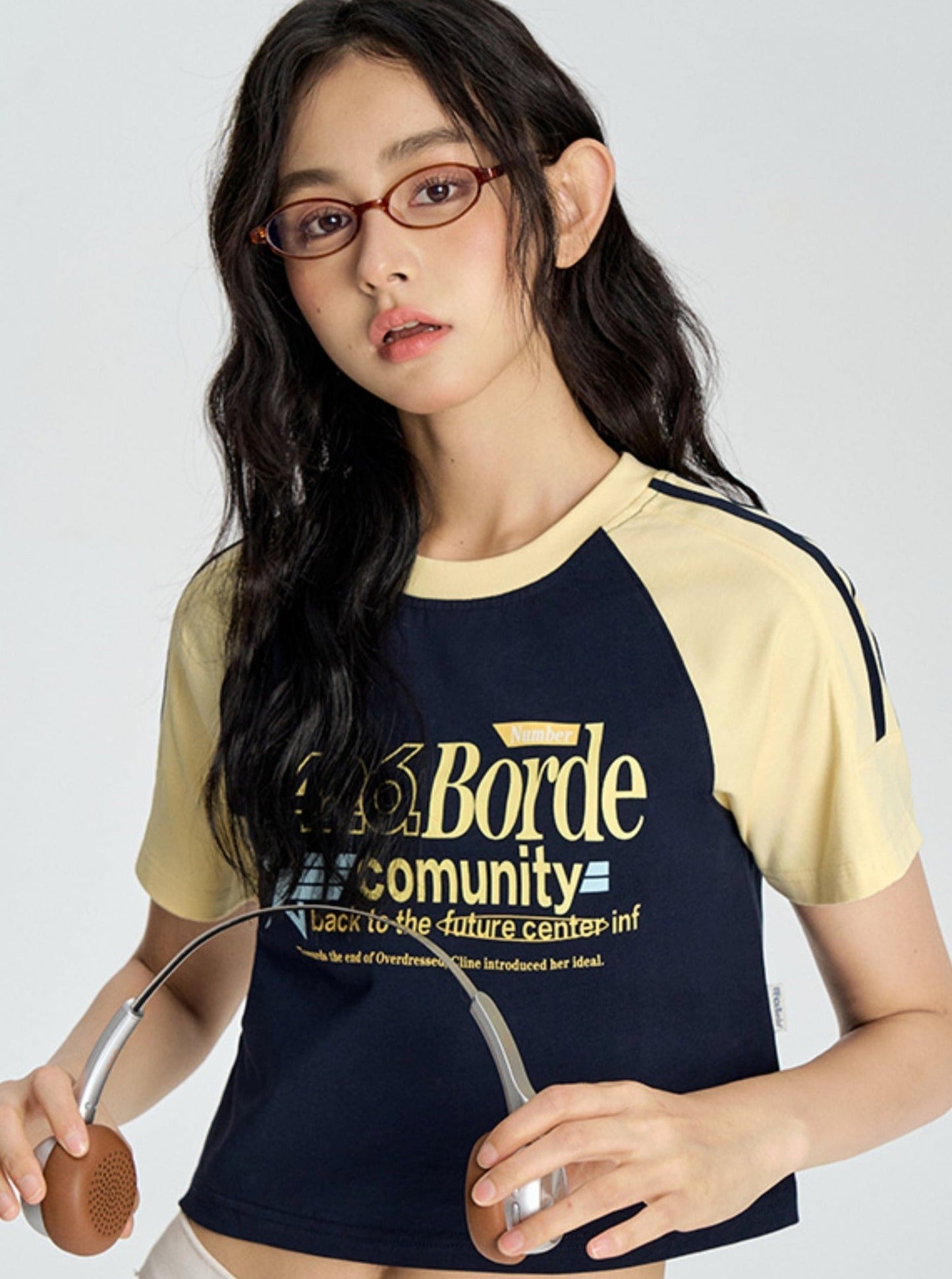 Contrasting Star Letter T-shirt