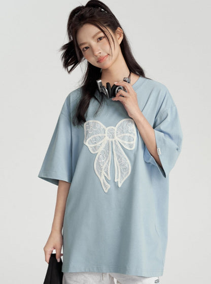 T-shirt With Lace Bow Detail
