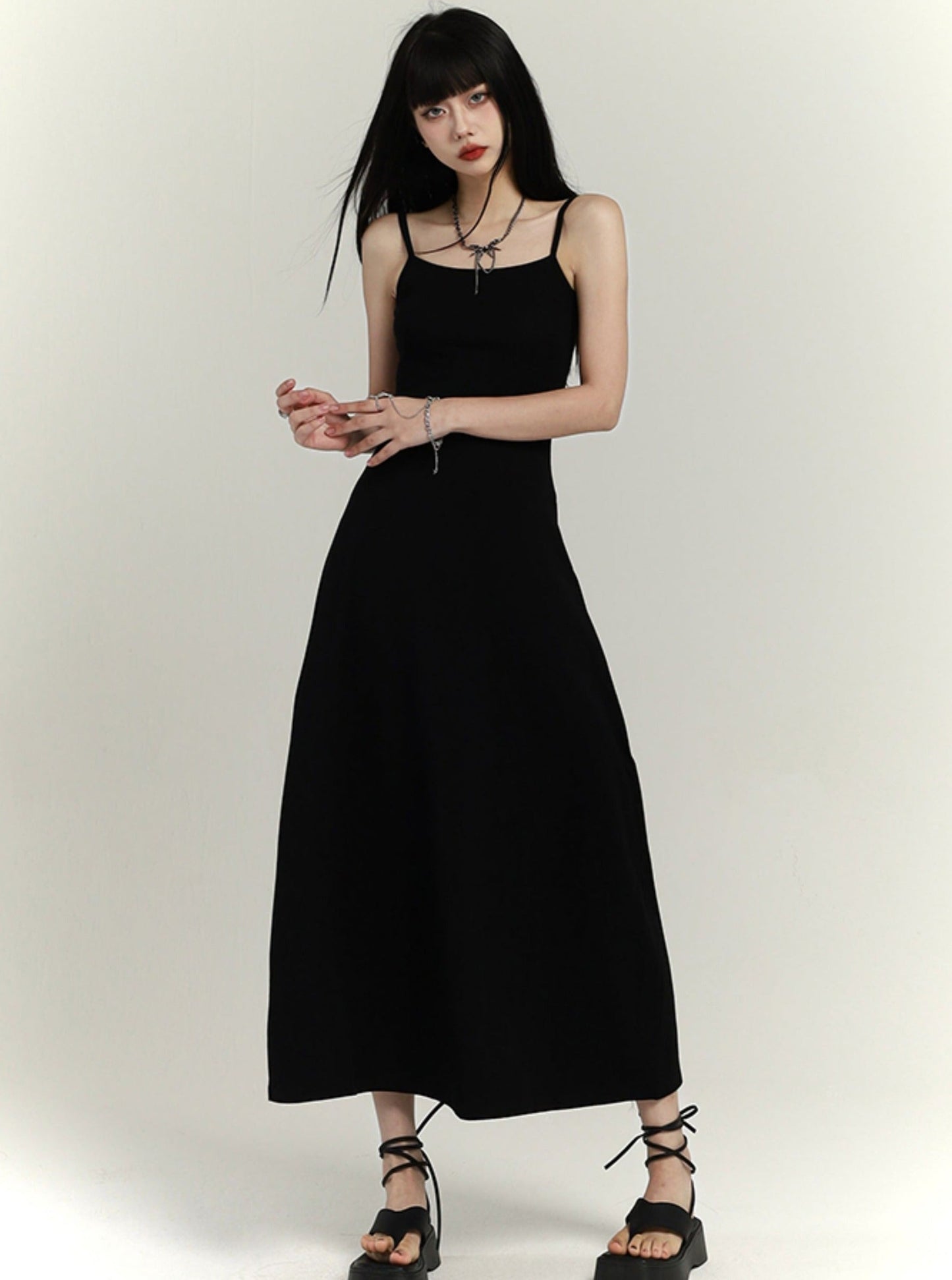 Slim Waist Hip-covering Slip Dress