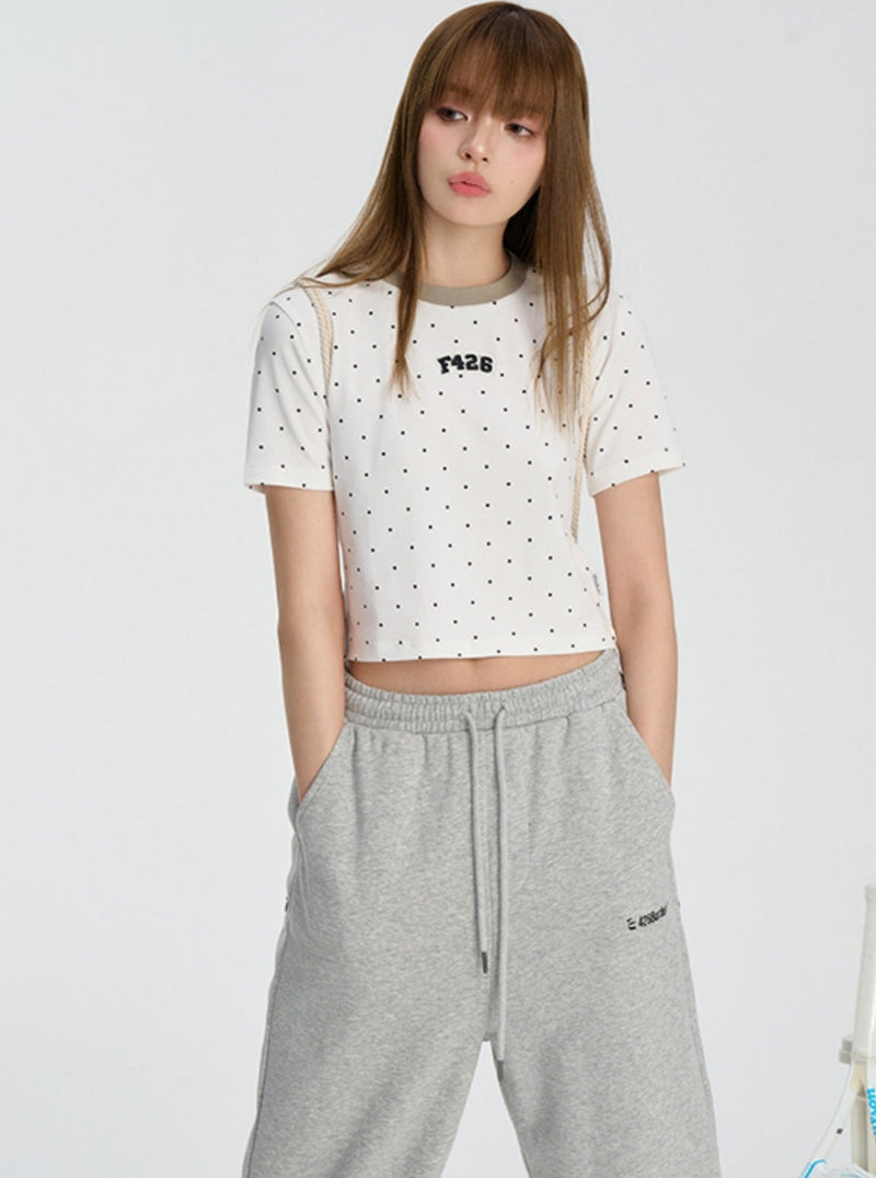 Polka Dot T-shirt in Summer Street Style