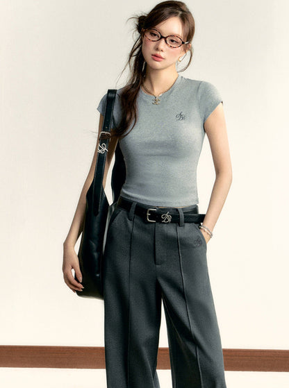 Classic Cropped T-shirt - Short Sleeve Fitted Basic Tee