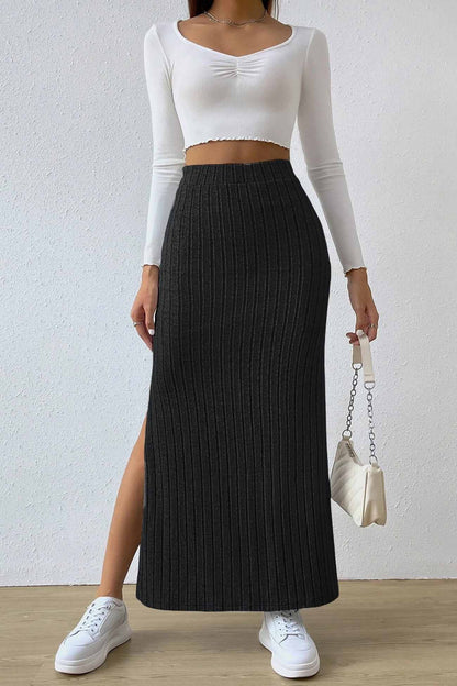 Color Slit Knitted Skirt