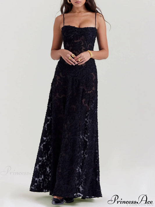 Black Lace Charming Back Maxi Dress
