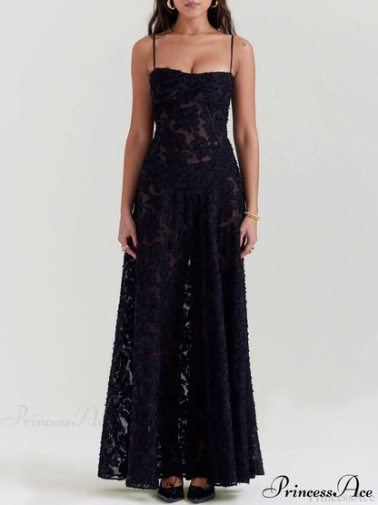 Black Lace Charming Back Maxi Dress
