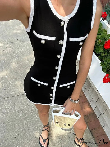 Black Sleeveless Contrast Charming Buttoned Mini Dress