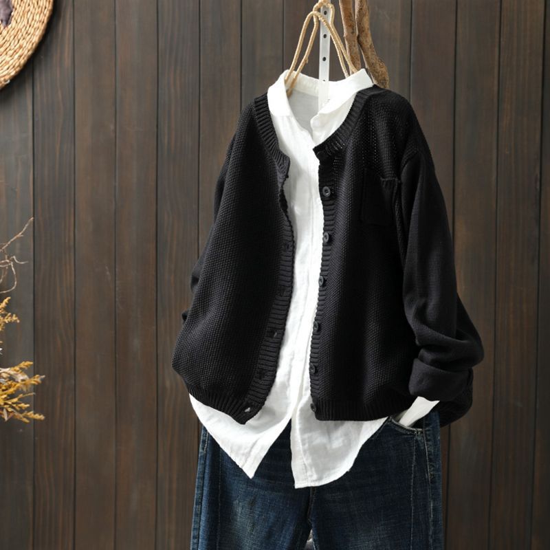 Sarah | Comfy Knit Cardigan With Button Detail for