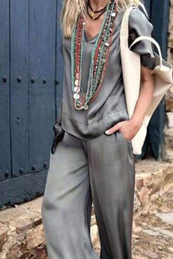 Satin Color Short-sleeved V-neck Top and Elastic Waist Pocket Wide-leg Pants Set