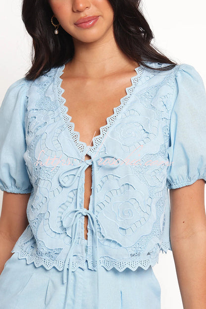 Fashionable V-neck Tie Puff Sleeve Top and Pocket Shorts Set